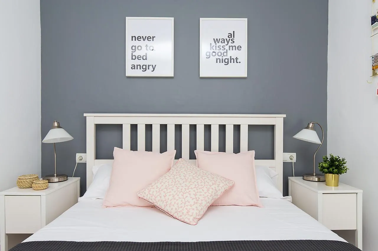 Lovely And Convenient Sagrada Familia Apartment برشلونة إسبانيا