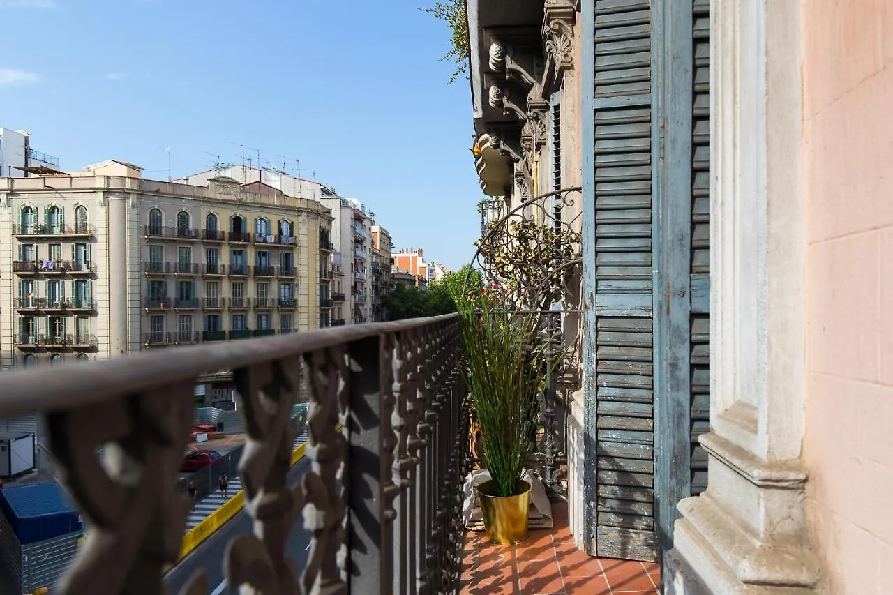 Lovely And Convenient Sagrada Familia Apartment Barcelona