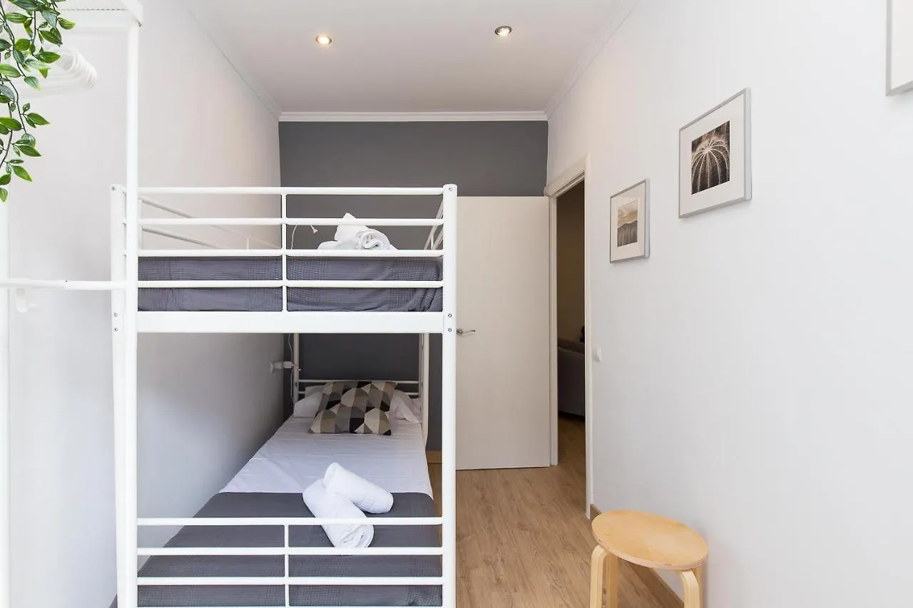 Lovely And Convenient Sagrada Familia Apartment Barcelona